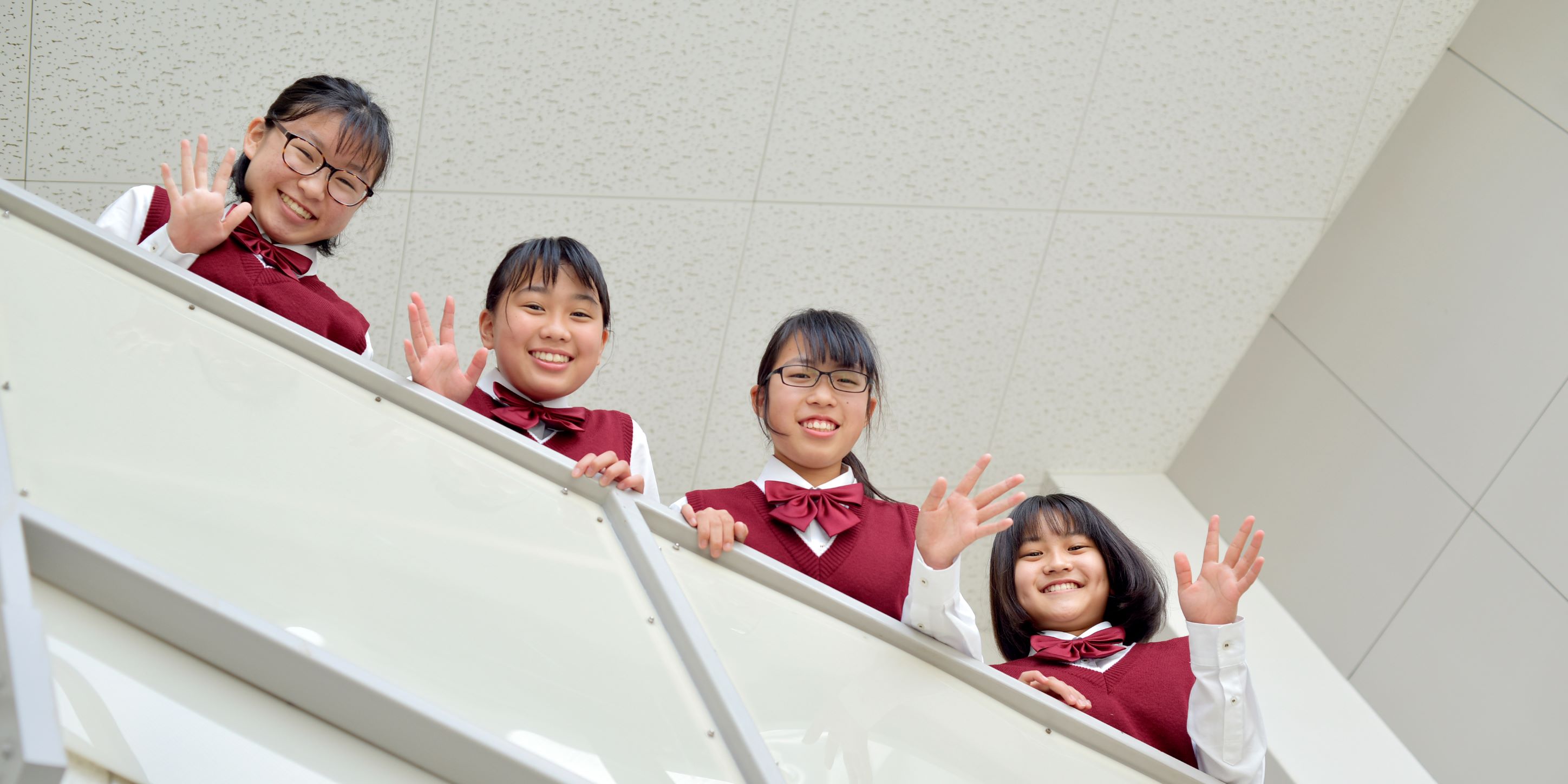 龍谷中学校
